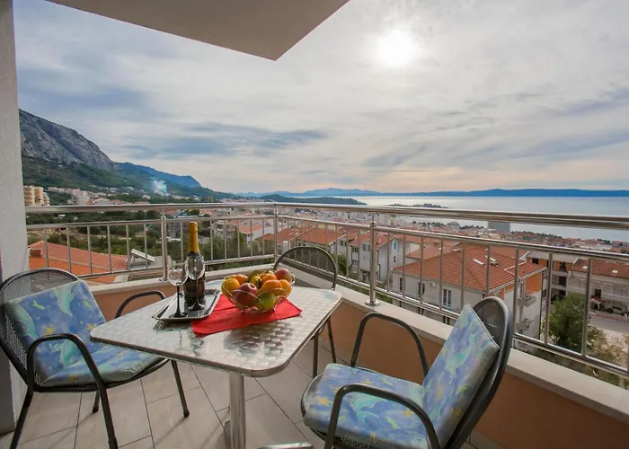 Paradise Daire Makarska